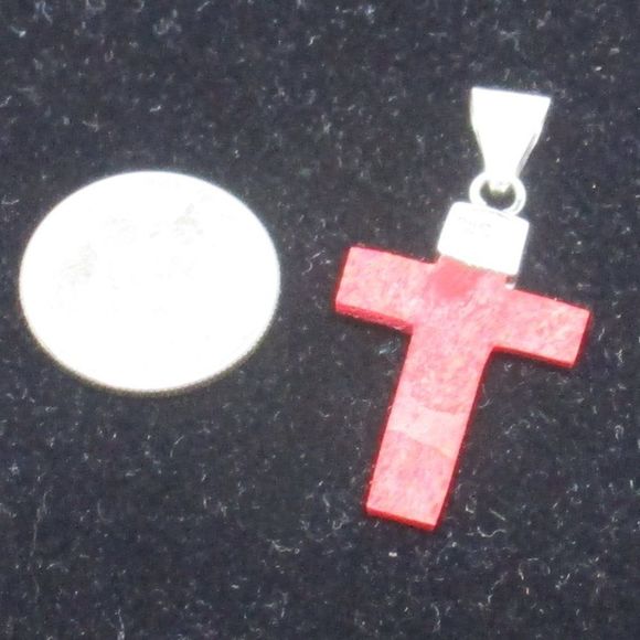 Sponge Coral Cross Pendant in Sterling Silver - Picture 8 of 9